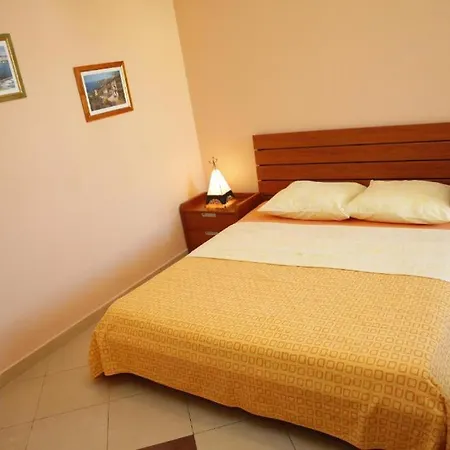 Vila Nara Vendégház Vodice